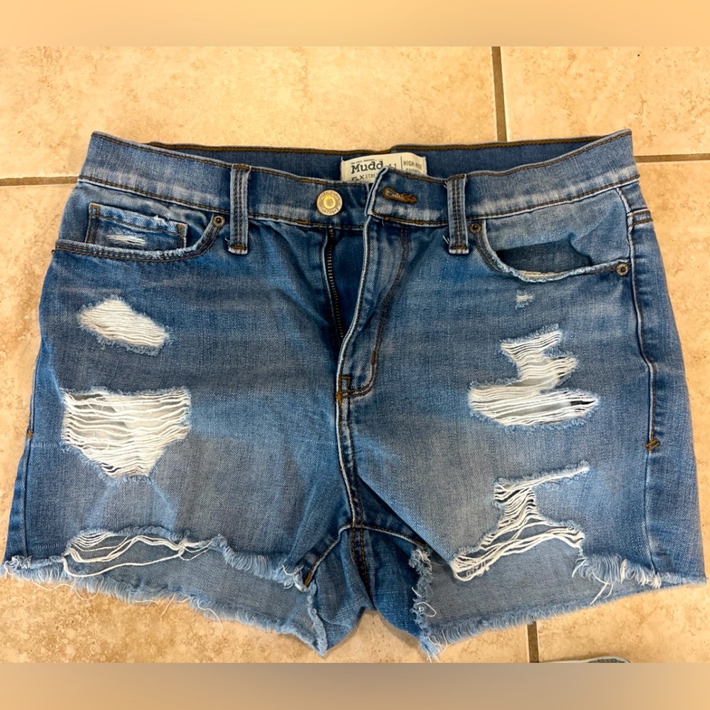 Mudd FLX High Rise shorts